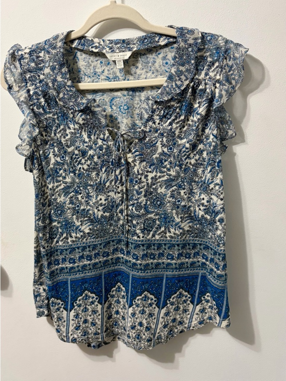 Lucky Brand Blue and White Floral Tie-Neck Ruffle Sleeve blouse